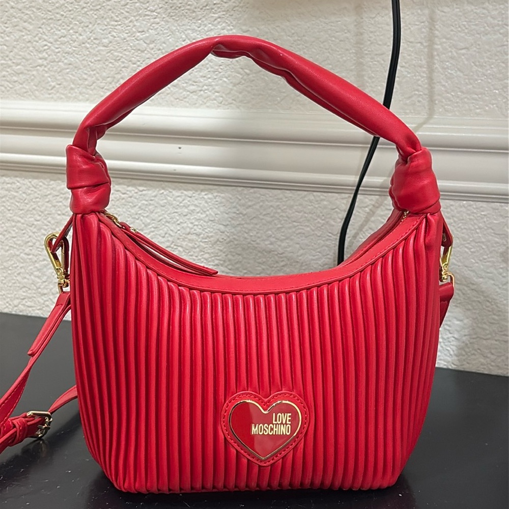 Love Moschino purse